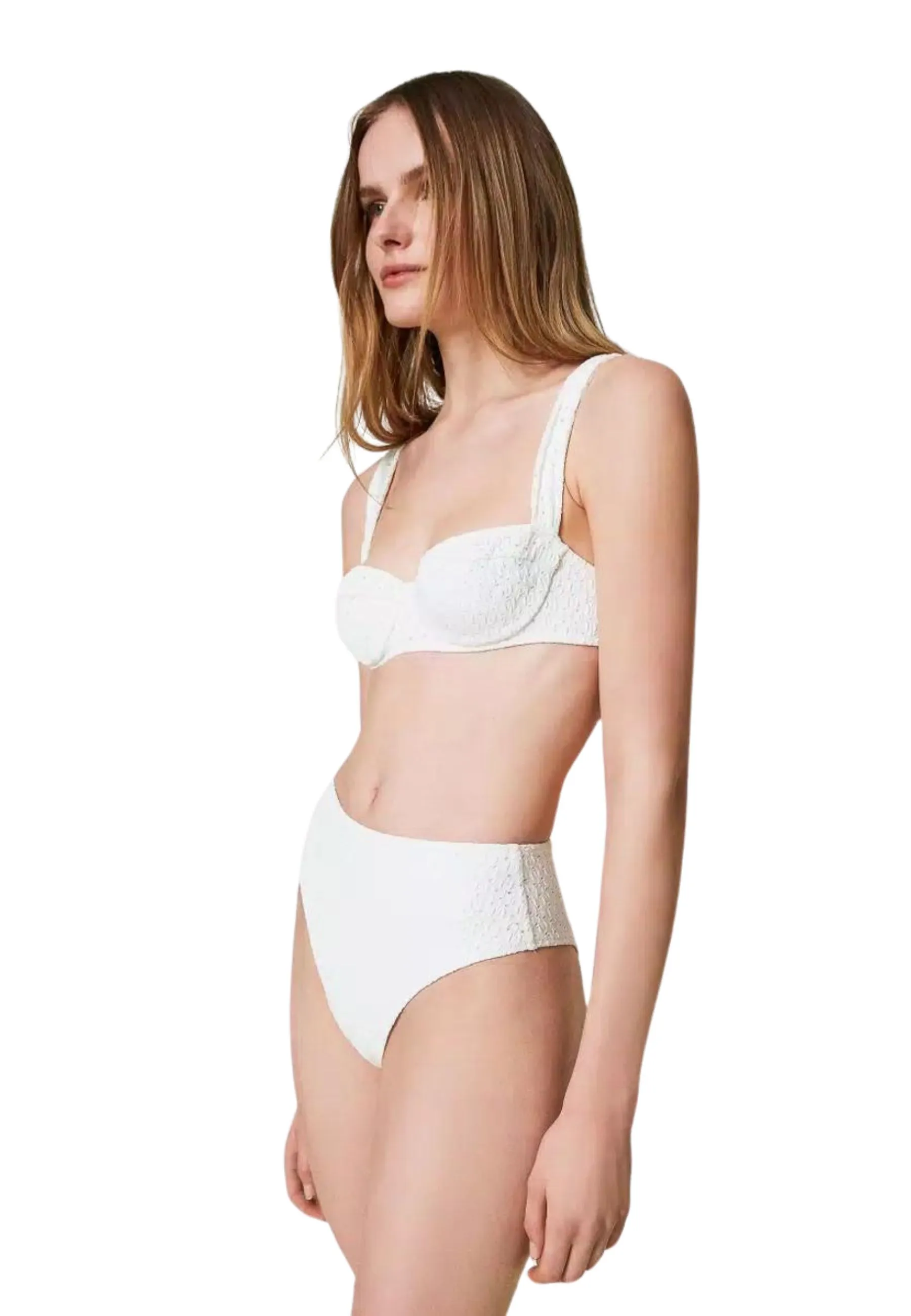 Ferretto da mare e slip con ricamo sangallo
