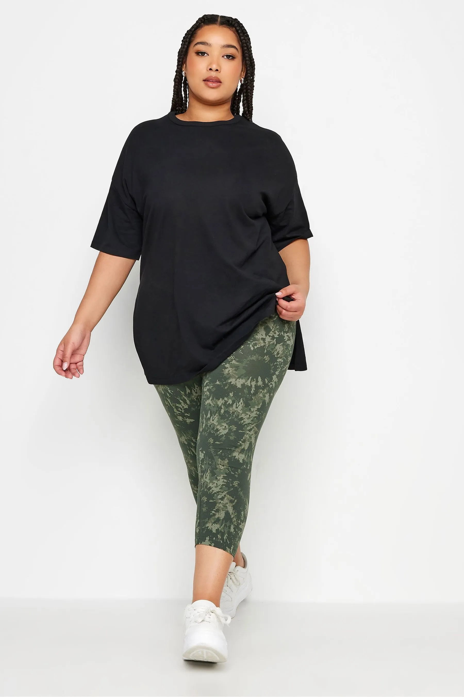 Yours Curve 2 PACK Nero & White Ditsy Floreale Stampa Leggings cropped    